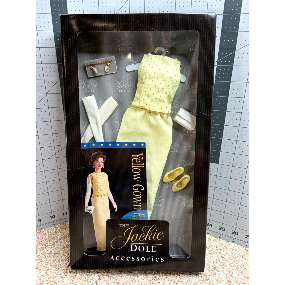 Franklin Mint Jackie Doll Yellow Gown Ensemble Accessories Set NIB